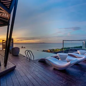 **** Hotel Draco & Vietnam
